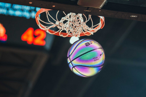 BRIGHT™ BOLA DE BASQUETE